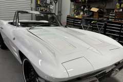 1963-Corvette-1